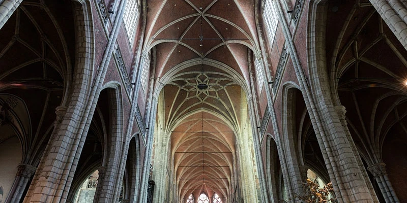 The cathedral interior is a breathtaking display of side chapels,