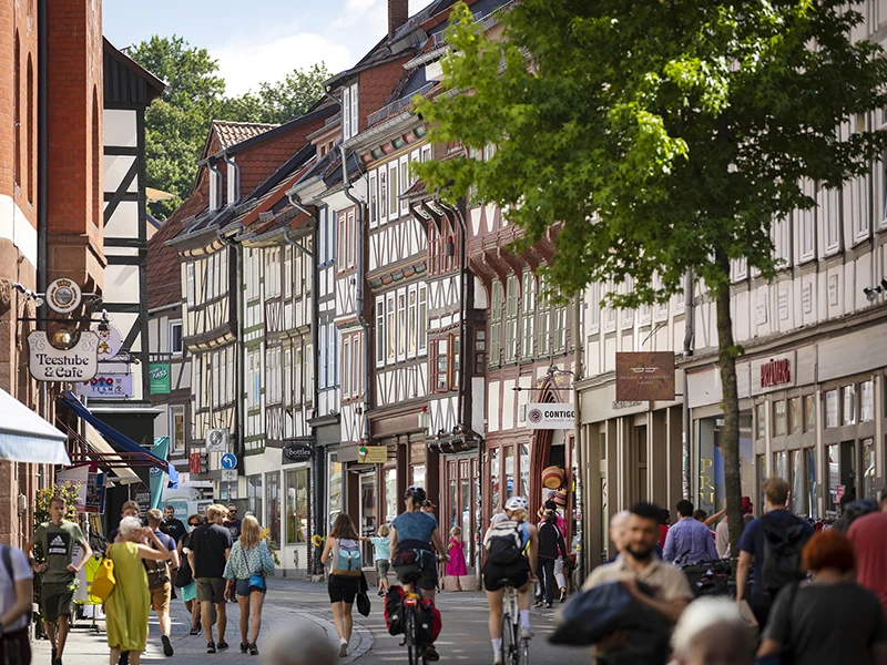 GottingenLange Geismar StrassemitPassanten TI