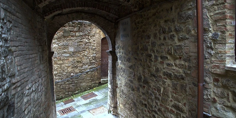 Todi2 00 05 50 11 still146