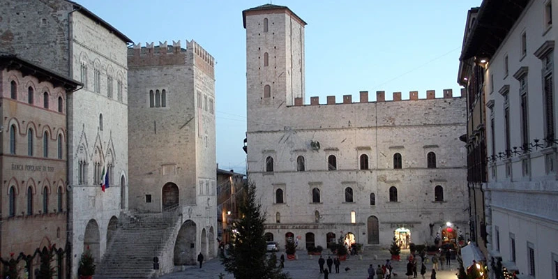 Todi2 00 09 39 26 still201