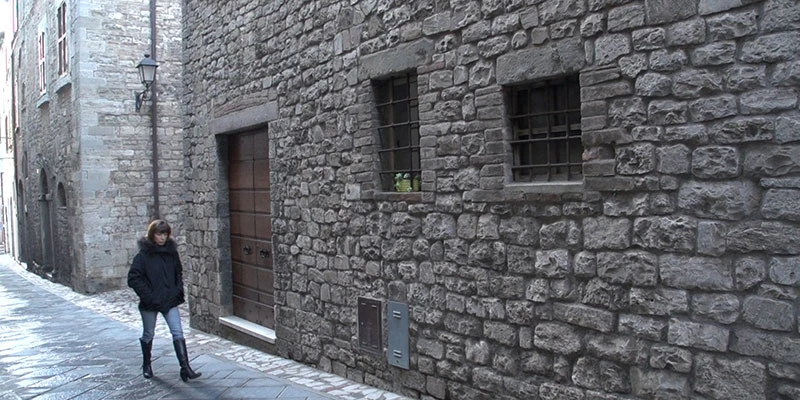 Todi2 00 16 58 03 still310