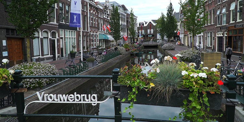 Gouda market square and City Hall